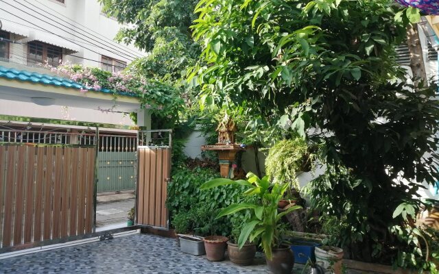 Baan Tepa Boutique House