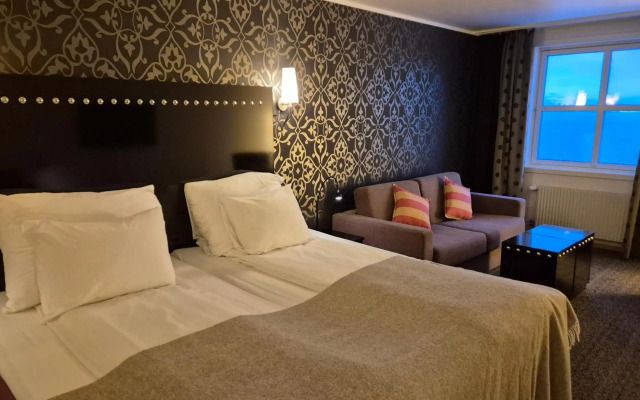 Home Hotel Arcticus