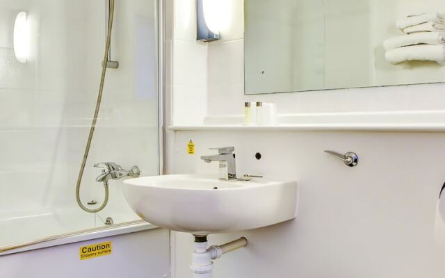 The Hotel Rafiya, Redditch