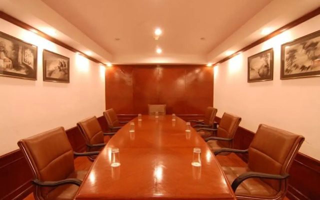 Hotel Chanakya