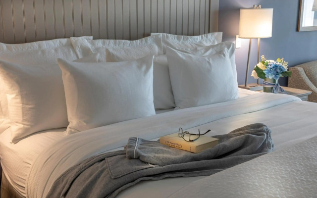 Chautauqua Harbor Hotel - Jamestown