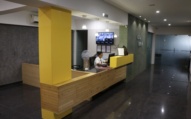 CAPITAL O 74149 Hotel Berlin