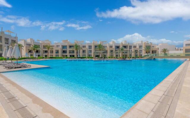 One Bedroom Apartment Ground Floor in Mangroovy