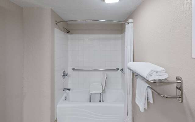 Days Inn by Wyndham Oklahoma City