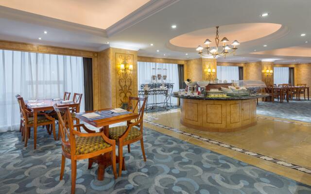 Crowne Plaza Hotel Qingdao by IHG