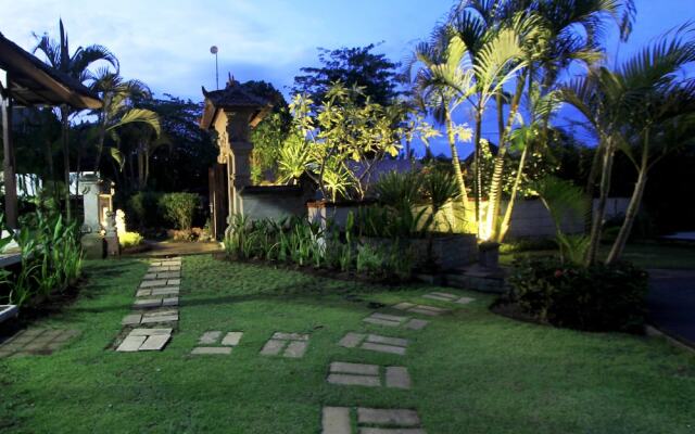 Alamanda Villas