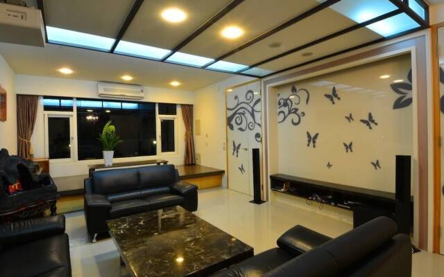 Simple Happiness Hostel