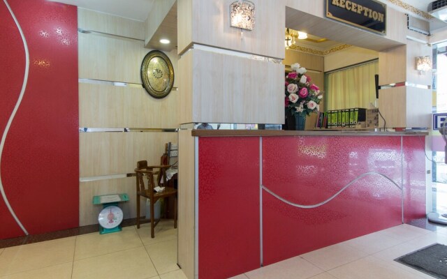 Grand Orchard Wings
