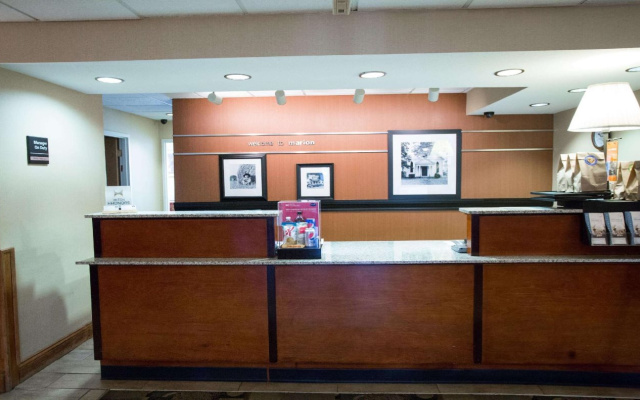 Hampton Inn Marion