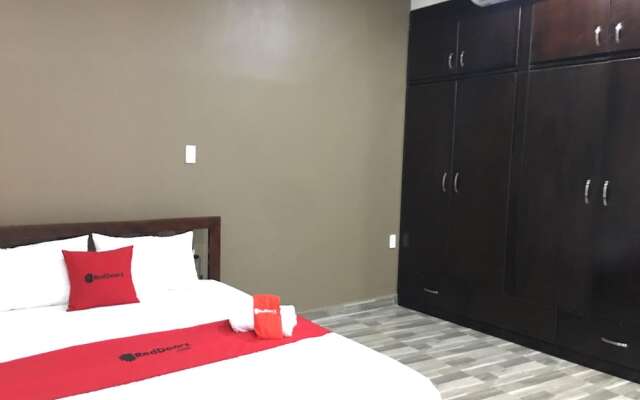 Reddoorz Near My Khe Beach 2