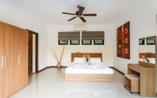 Villa Frangipani by Lofty