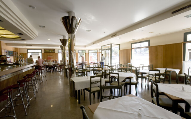 Apartamentos Loar