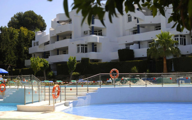 Apartamentos Ona Campanario