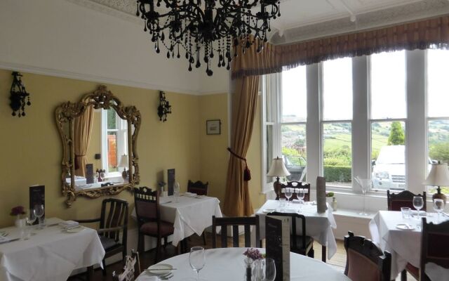 Ashmount Country House
