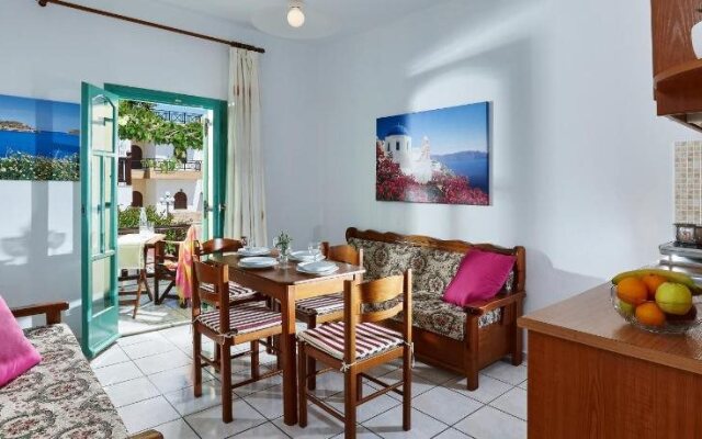 Paul Marie Hotel & Bungalows