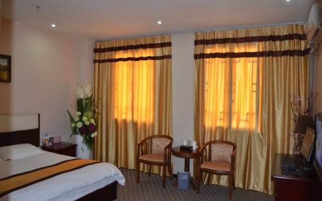 Wudangshan Yinjie Holiday Hotel