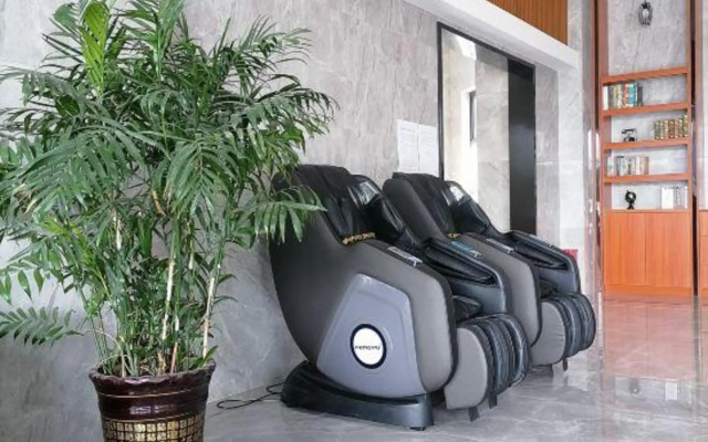 Yifu Apartment Hotel