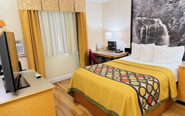 Super 8 Anderson/Clemson Area