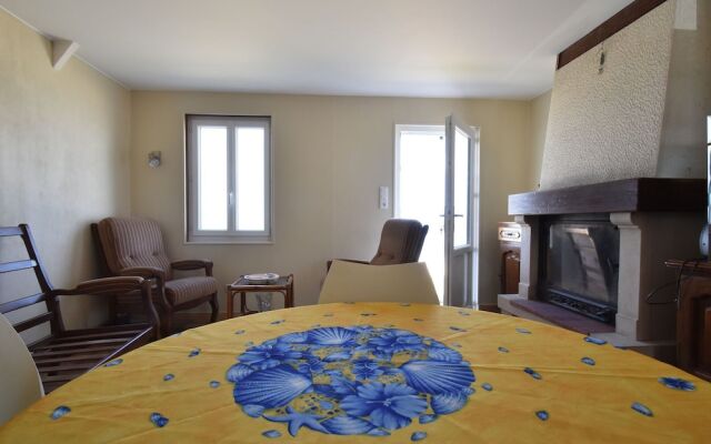 Holiday Home in Ravenoville With Courtyard, Terrace, BBQ