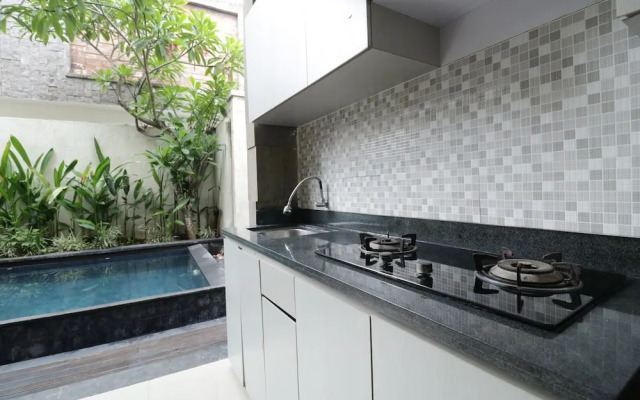 OYO 2693 The Ulun Kubu 4