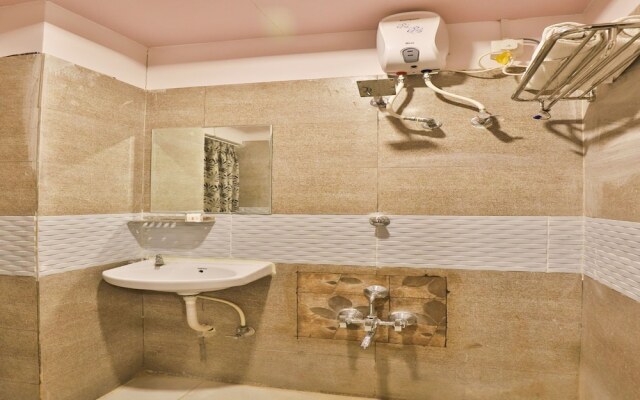 OYO 12182 Hotel Shekhawat Palace