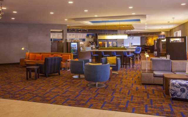 Courtyard by Marriott Charlotte Airport LoSo