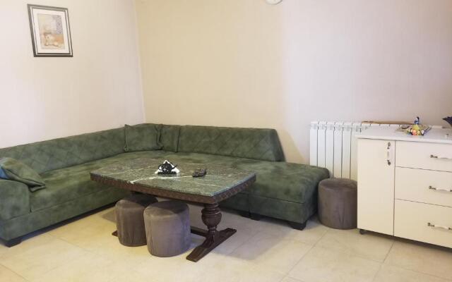 Apartment Chavchavadze 21