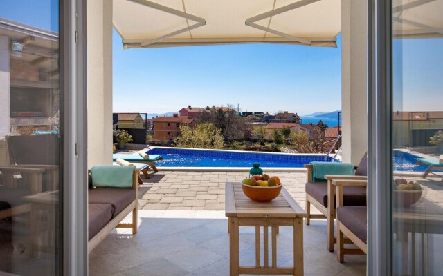 Beautiful Home in Kastav With Wifi and 2 Bedrooms