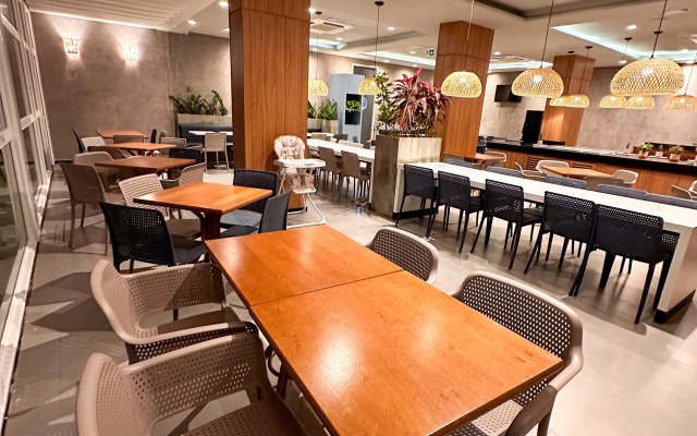 Celi Connect Hotel Orla Aracaju