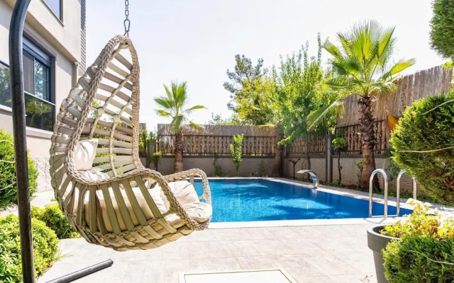 Lux Villa w Balcony Pool Sauna Garden in Antalya