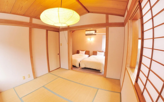 Phoenix Wing Chalets