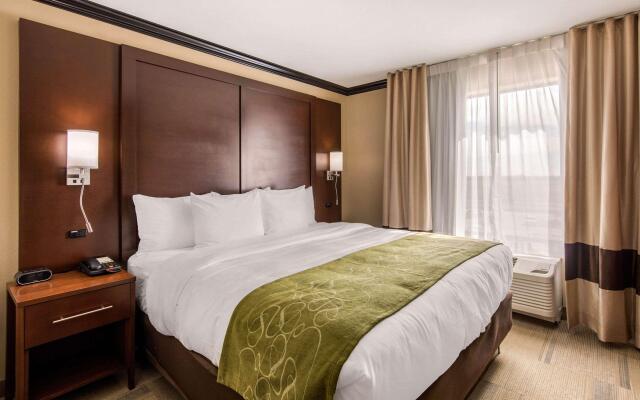 Comfort Suites