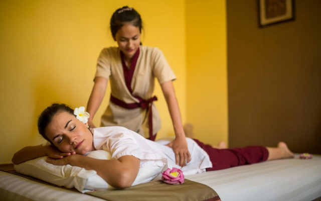 Angkor Century Resort & Spa