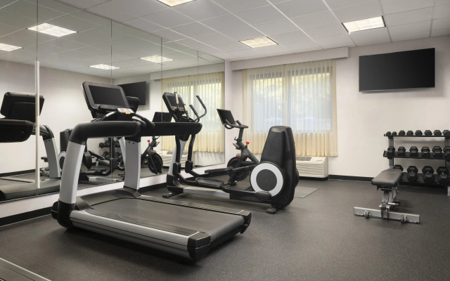 Hyatt Select Richmond/Chester