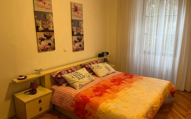 Noemi City Apartments