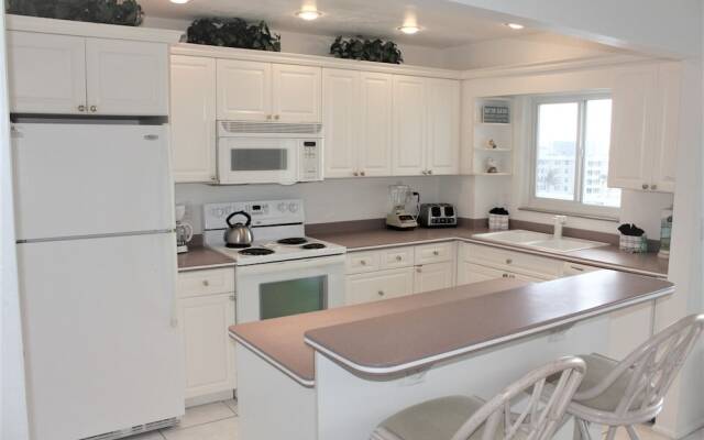 Jamaica Royale 602 - 2 Br Condo