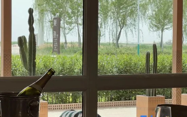 Shahu Fish Lake View Villa