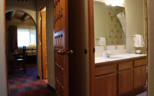 Sagebrush Inn & Suites