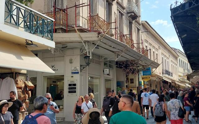 Cozy Apartment in Plaka