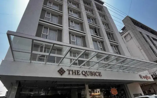 Hotel The Qubice Kolhapur