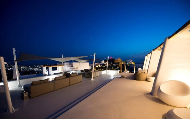One Bedroom Suite Amethyst With Shared Pool