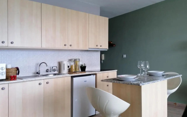 A City-center Seaview Penthouse at Oceanic
