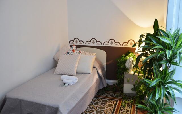 Azani Apartament