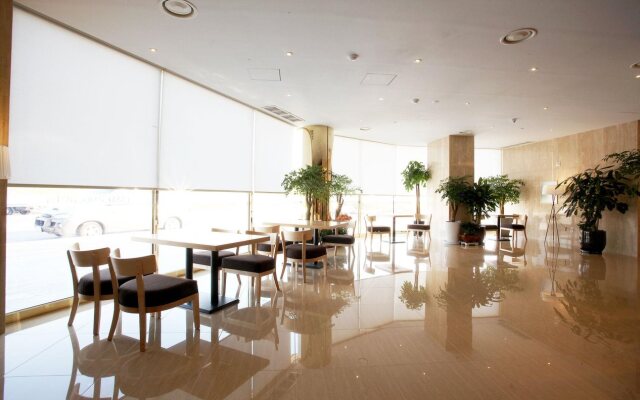 Royal Prime Hotel