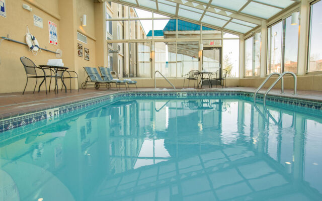 Baymont Inn and Suites Joplin