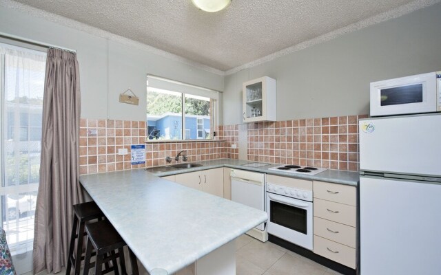 Shoal Towers, Unit 2/11 Shoal Bay Road