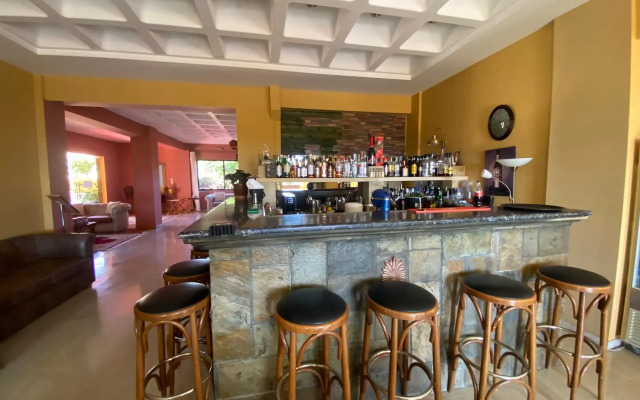 Sunrise Inn