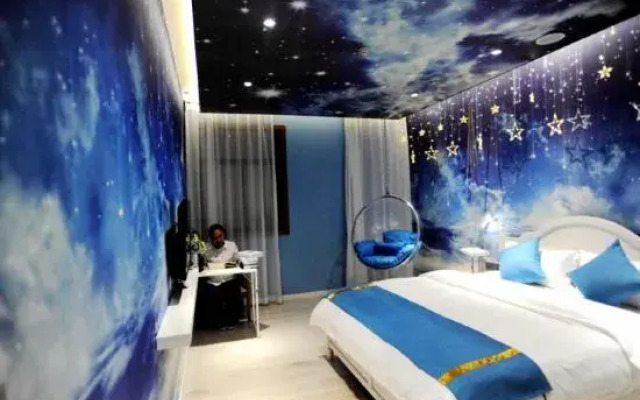 Habitat Traders Hotel