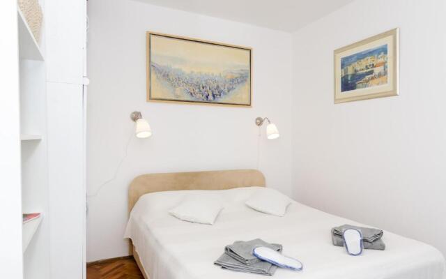 White Wave Guest House