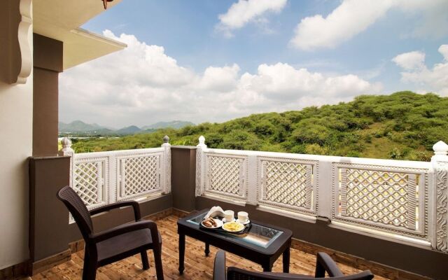 Mewar Mansion by Vista Rooms